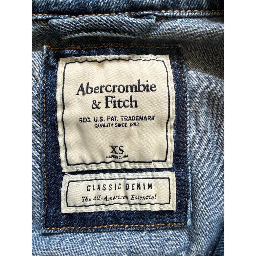 Abercrombie & Fitch Women's XS Classic Denim Trucker Jacket Medium Wash Y2K - Picture 2 of 8